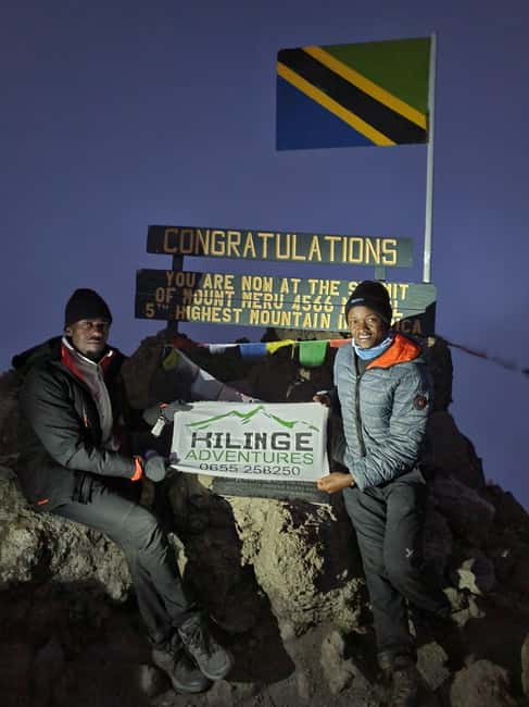 #1. Best 7 days kilimanjaro trek Machame route join group - Day four: The Barranco Wall and Karanga Camp