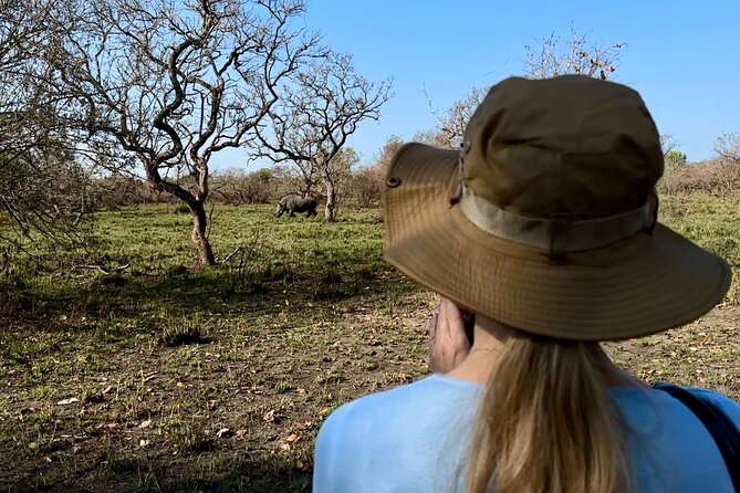 1 Day Budget Rhino Trekking at Ziwa Rhino Sanctuary - Walking with rhinos and a ranger