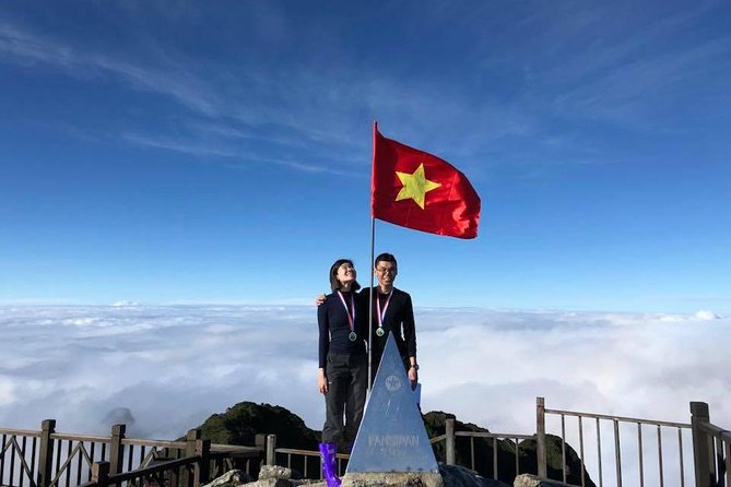 1 day Fansipan Trekking - Leaving Sapa at 6:00 am for Tram Ton Pass