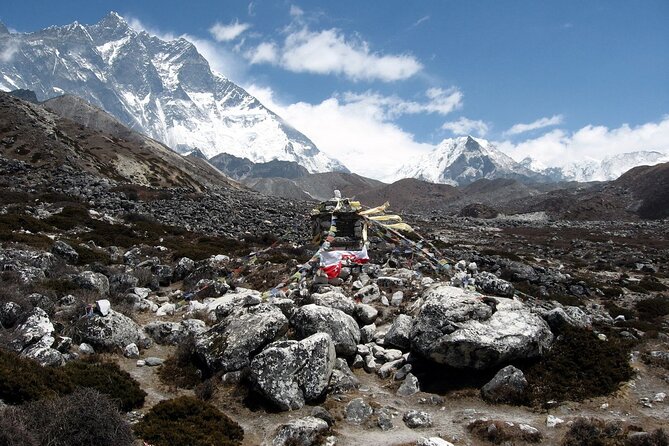 12 Days Everest Base Camp Trek - Day 4: Tengboche monastery and the forest trail