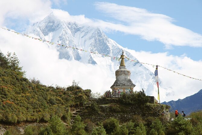 14-Day Everest Base Camp Trek - Gorakshep and the long walk to Everest Base Camp