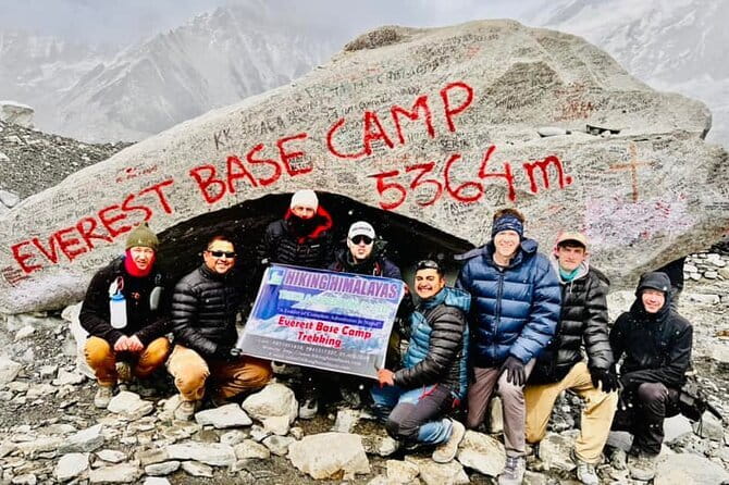 14 Days of Adventure Trekking to Everest Base Camp - Days 7 and 8: Chukhung Ri and the Thukla memorial