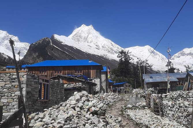 16 Day Private Manaslu Circuit Trekking - Days 4 and 5: River valleys, hot springs, and Gurung villages