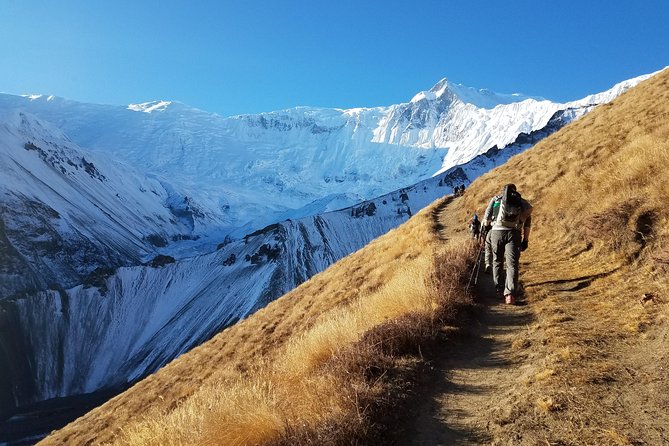 18 days Tilicho Lake and Thorungla Pass trek in Annapurna Region - What the $2,028.67 price covers