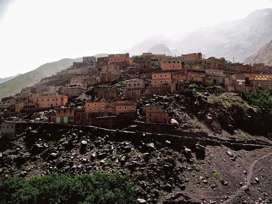 2-Day Atlas Mountains Morocco Trek with Village Stay - Day one: Tizi n’Tamatert, Tidli, and Armed Village