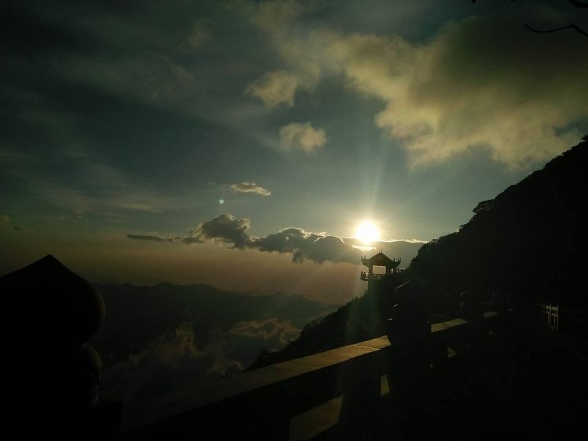 2-Day Fansipan Mountain Trek - Indochina's Highest Peak - Who should book this route?