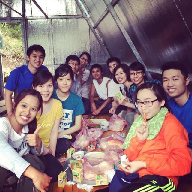 2-Day Fansipan Mountain Trek - Indochina's Highest Peak - Day two: breakfast, bamboo forest, and the summit