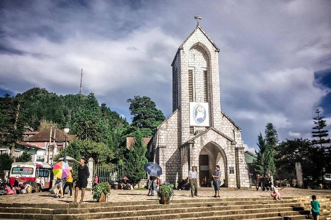 2-Day Sapa Trekking Tour from Hanoi by Luxury Limousine - Evening in Sapa: hotel comfort and free time