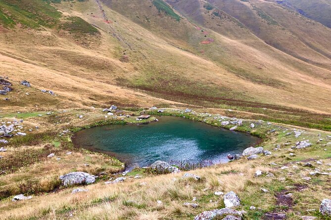 2 Days Private Tour to Kazbegi and Juta Village with Trekking - Gudauri mixes ski-country views with a major monument