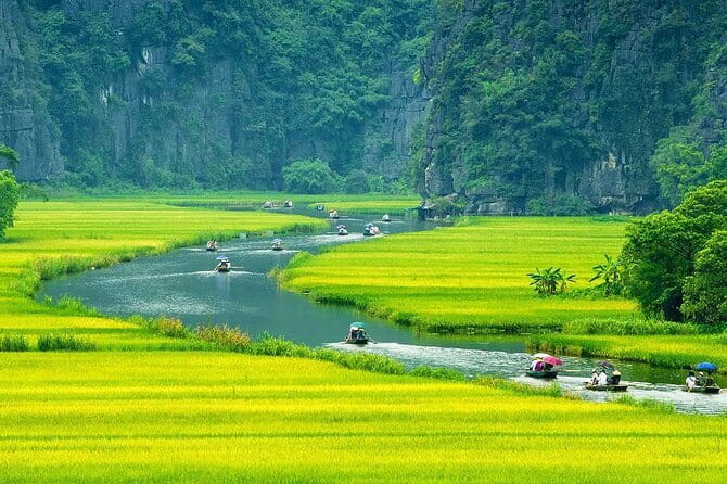 2-Days Sapa Tour with Fansipan Cable Car Trekking Three Village - What the $134 price really buys