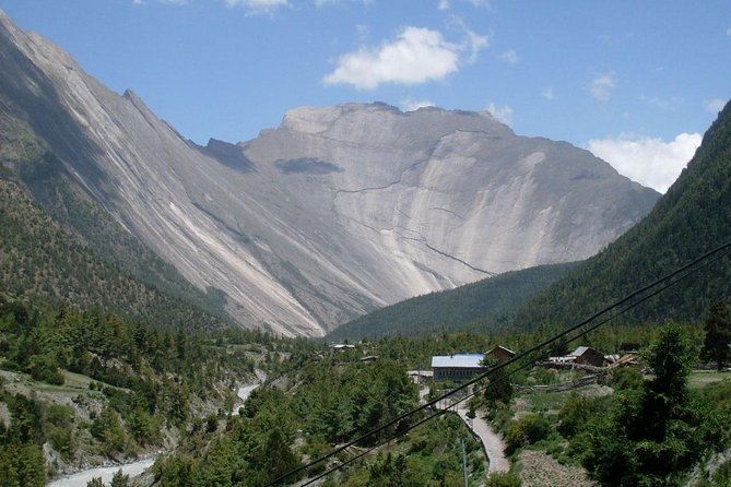20-Day Annapurna Circuit Trek via Tilicho Lake in Nepal - Days 3 to 6: River valleys, villages, and the first altitude gain