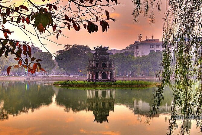 3-Day Sapa Trek, visit Fansipan (cable car) from Hanoi with local - The long ride back to Hanoi