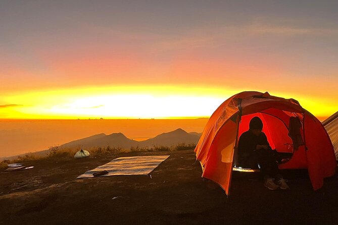 3 days 2 night trekking Rinjani to Summit and lake - Who should book this Rinjani route?