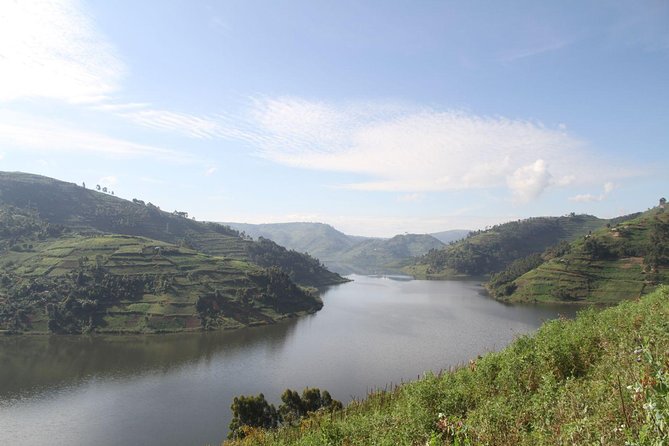 3 Days Gorilla trekking tour - Day one: the long road from Entebbe to Bwindi