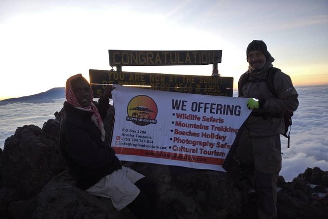 3 Days Mount Meru trekking - Day two: the saddle ridge and Ash Tray views