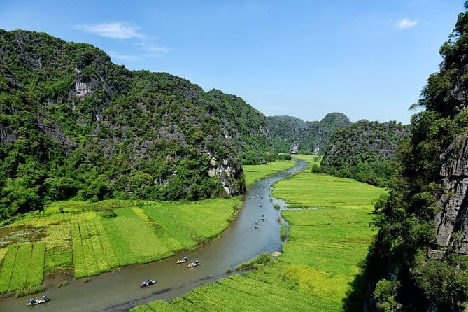 3-Days Sapa Trekking With Local Guide Overnight in Tavan Village - What the $82 price really includes