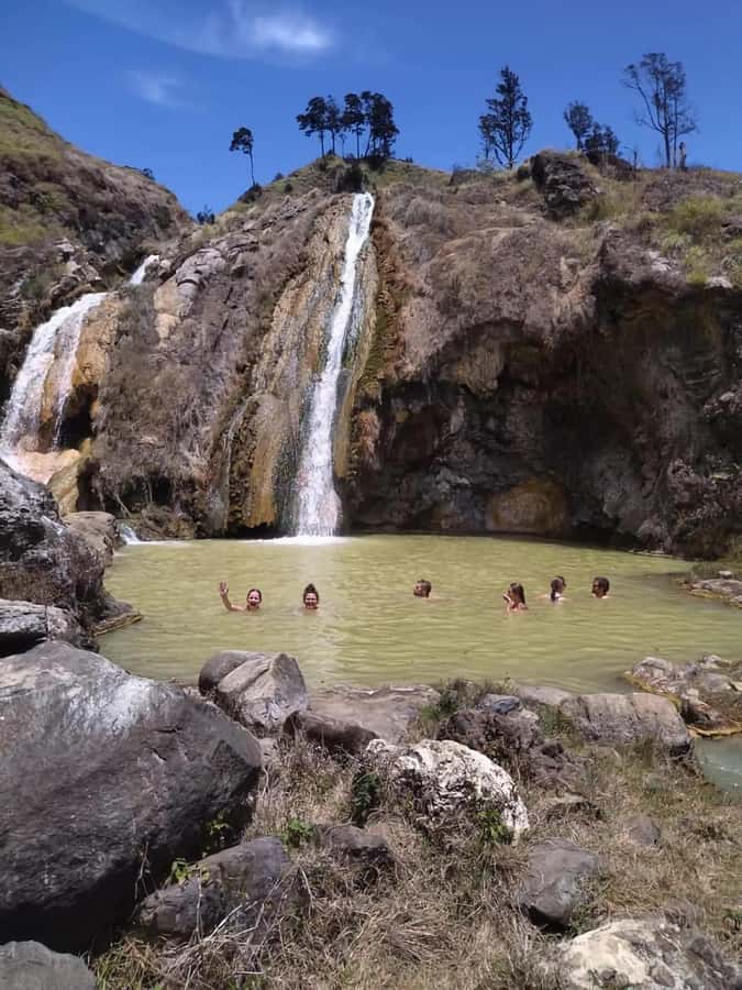 3d/2n trekking mount rinjani summit lake & hot springs - Day three: four to five hours down to Senaru