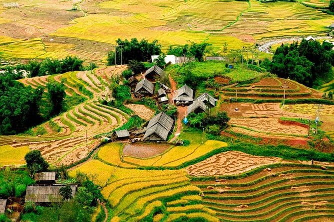 3D2N | Sapa - Bac Ha trekking tour to mountainous villages - Day 3: Bac Ha Market and Ban Pho