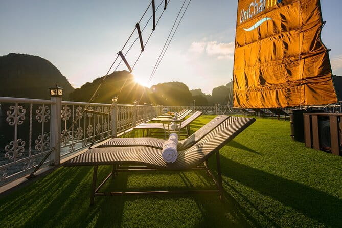 3Day Kayak & Trek to Ha Long Bay and Tamcoc (the 2nd day private) - Day 2: Sunrise, Cat Ba, and the long road to Tam Coc