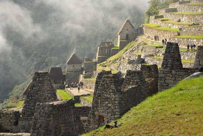 4-Day Lares Trek to Machu Picchu from Cusco - Day 1: Cusco to Lares and Wakawasi
