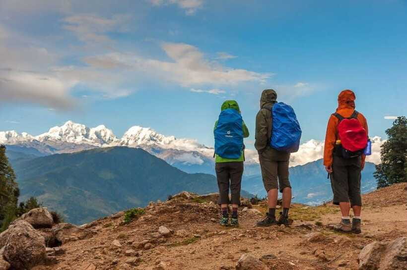 4 Days Pikey Peak Trek : The Best View of Mt Everest - Packing for 4,065 Meters