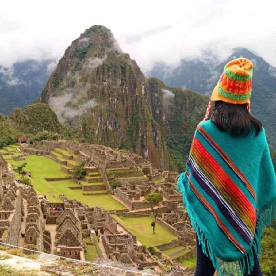 5-Day Classic Salkantay Trek to Machu Picchu return by Train - Day one: Cusco to Soraypampa and Humantay Lagoon