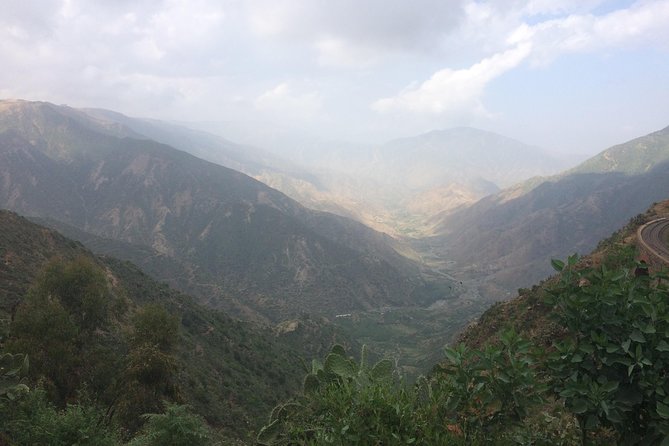 5-Day Northern Ethiopia Tour : 3D Simien Mountains Trek & Axum. - The Axum to Simien transfer needs patience