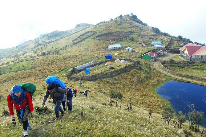 5-Days Singalila Ridge Trek in Darjeeling - Day 1: Darjeeling to Dhotrey and the first trail