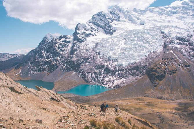 6 day Rainbow Mountain x Ausangate Trek - FlashpackerConnect - Day 6: Rainbow Mountain, Red Valley, and the return to Cusco
