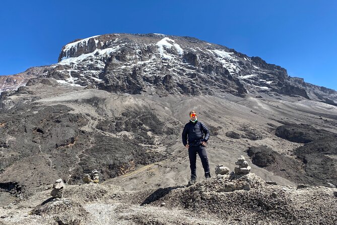 7-Days Tour Mount Kilimanjaro Trekking via Machame Route - Day 5 and the summit schedule: confirm the details