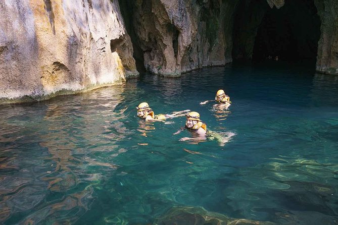 Abandoned Valley , Golden Cave and E Cave 1 Day Trek - Why this Phong Nha trek feels different
