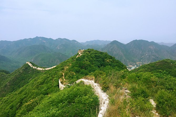 All Inclusive Private Trekking Tour at Shixiaguan Great Wall - Comparing the Ming wall after 40 minutes