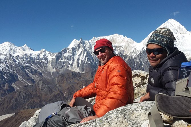 Annapurna Circuit Trek - Yak pasture and the approach to Thorong La