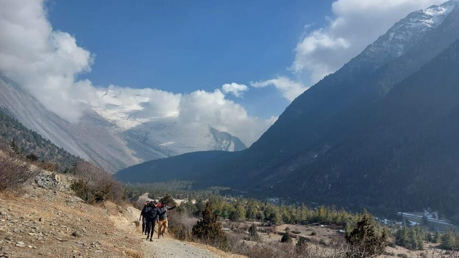 Annapurna Circuit Trek With Tilicho Lake :Best Trek in Nepal - Days 6 and 7: The demanding Tilicho Lake side trip