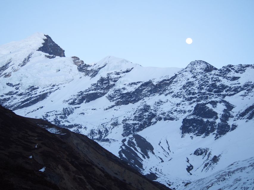 Annapurna Circuit Trekking 13 Days - What the $970 price really covers