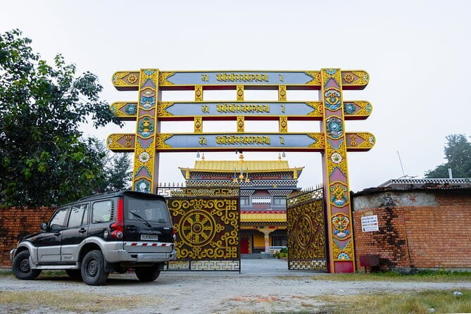 Annapurna Poon hill Sunrise Trek - Day 3: From Pokhara to Ulleri by road and stone steps