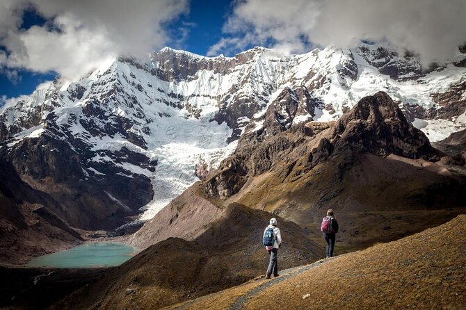 Ausangate Trek 5 Days - Day two: Two high passes and the blue lakes
