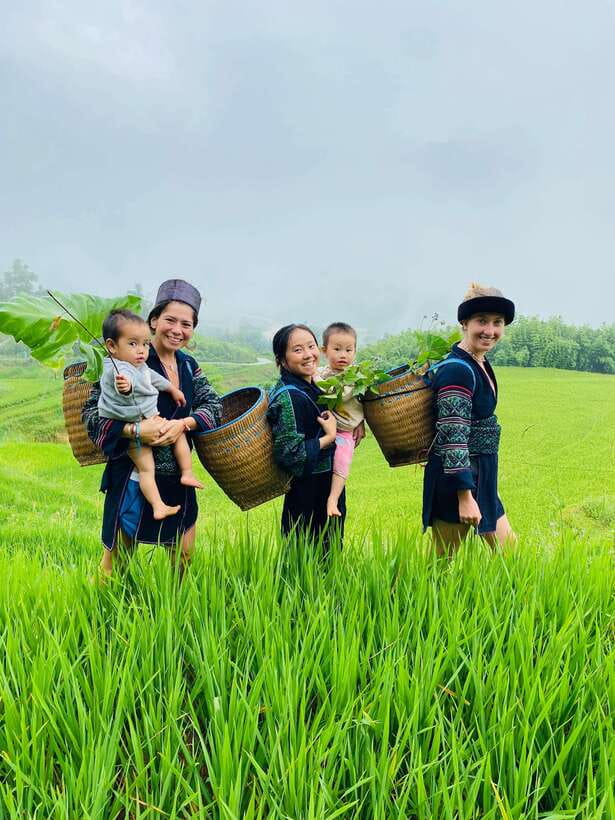 AUTHENIC 2D1N Trek & Bungalow Retreat with Dinh Hmong Family - A Hmong family lunch near the trail