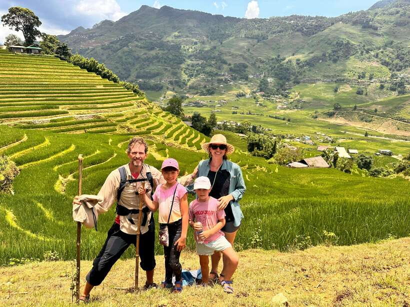 AUTHENIC 2D1N Trek & Bungalow Retreat with Dinh Hmong Family - Entering the Red Dao area