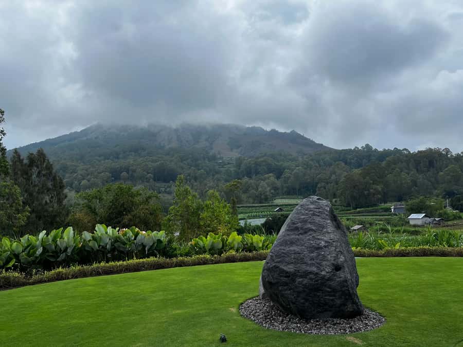 Bali: Mount Batur Sunrise Trek with A Female Guide - Why the Mt. Batur Lounge adds value