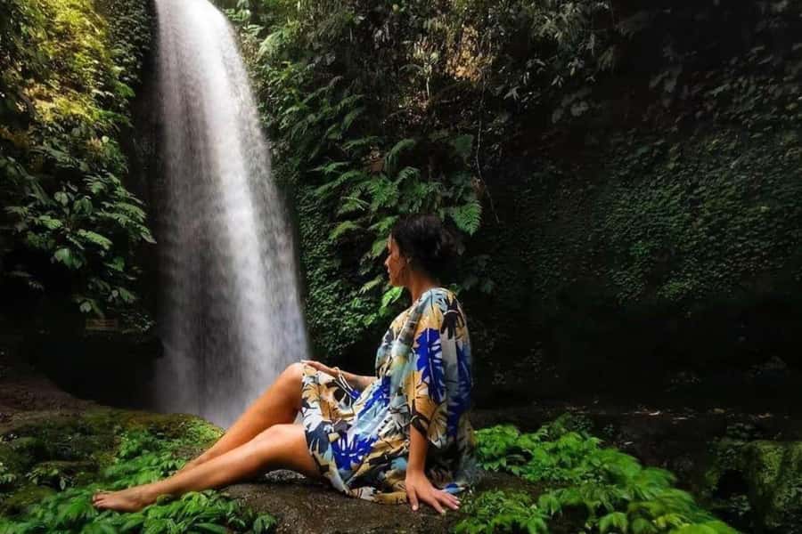 Bali: Mt Batur Sunrise Trek & Taman Sari Waterfall Adventure - Sunrise above Lake Batur and Mount Agung