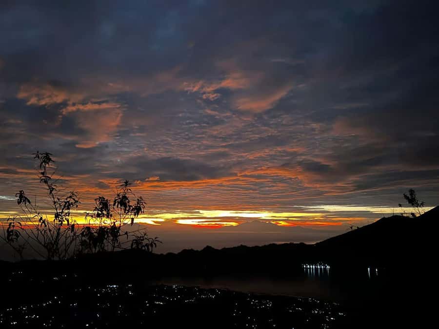 Bali: Mt Batur Sunrise Trek & Taman Sari Waterfall Adventure - The descent requires as much respect as the climb