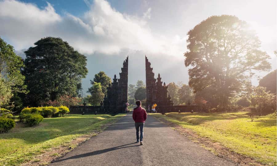 Bali: Twin Lakes, Handara Gates, and Forest Trekking Tour - Key points to know before booking