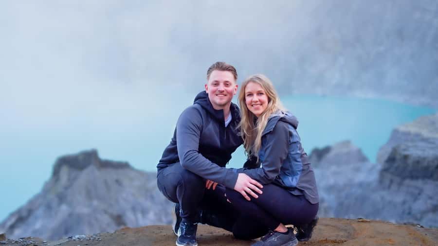 Banyuwangi: Ijen Crater Bluefire and Sunrise Guided Trek - Key points before you book