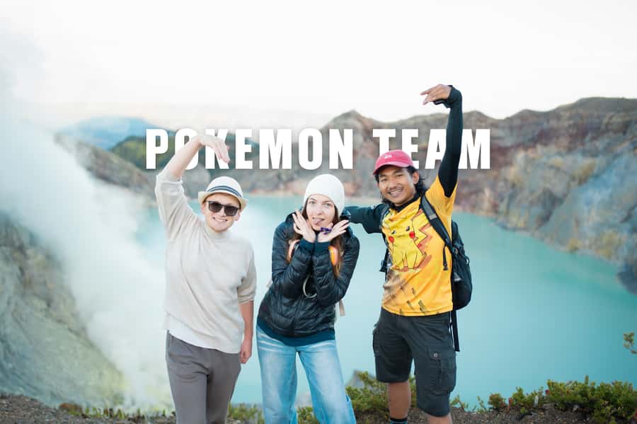 Banyuwangi: Ijen Crater Bluefire and Sunrise Guided Trek - Seeing the blue flames safely