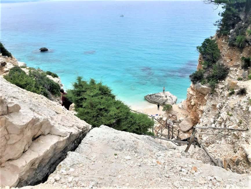 Baunei: Cala Goloritzè Trekking Tour with A Guide - Walking the white limestone trail