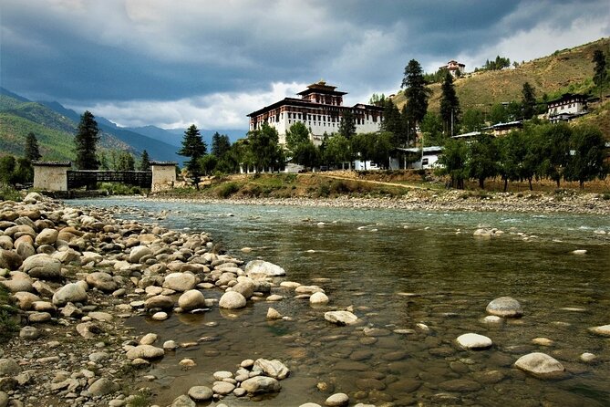 Best of Bhutan Tour( Culture- Hikes- Short Trek- Monastic Stay) - Day 2: A rural walk and a night at Dodedrak