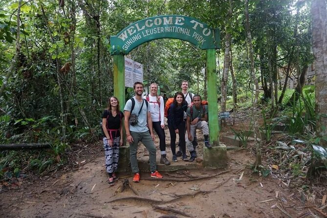 Bukit lawang tour 3days-2 night jungle trekking including rafting - Key points before you book