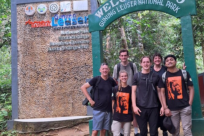 Bukit lawang tour 3days-2 night jungle trekking including rafting - Is the $193.50 price good value?