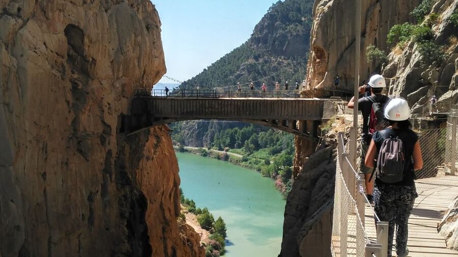 Caminito del Rey: Trekking Tour with Hiking Guide - The return trip and the hidden time cost